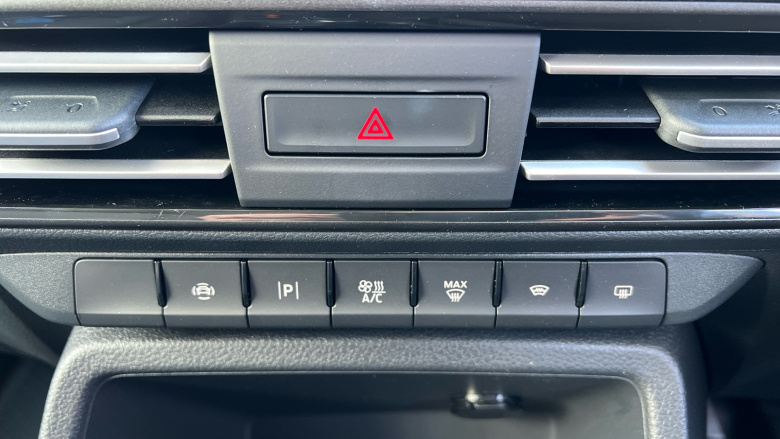 Ford Transit Connect 230 L2 Diesel 2.0 EcoBlue 102ps Limited Van